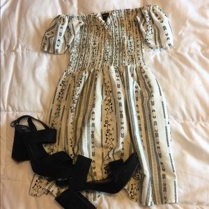 Adorable off the shoulder dress!